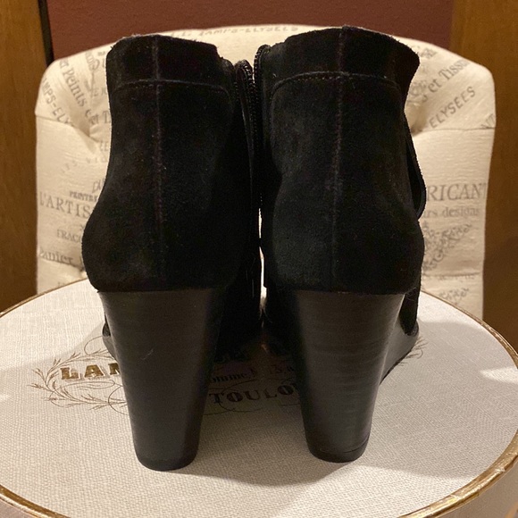 Lucky Brand Wedge Booties - Picture 5 of 7